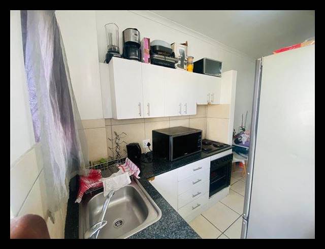 1 BEDROOM APARTMENT FOR SALE IN KENSINGTON